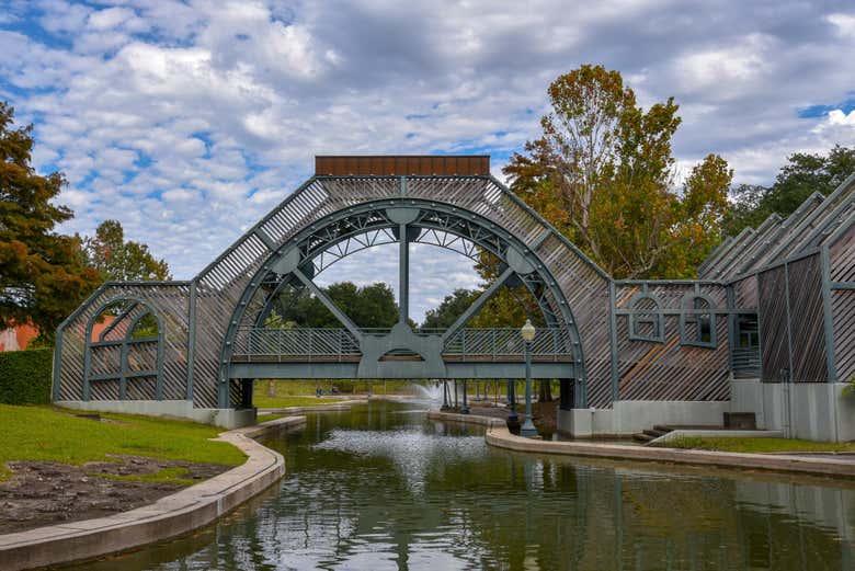Ponte no parque de Louis Armstrong